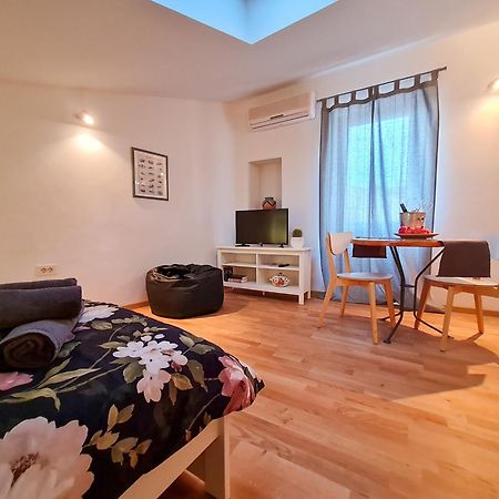 רוביני Old Town Apartments חדר תמונה